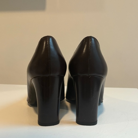 Chanel Vintage Two Tone CC Logo Square Toe Heel Brown Black Leather Shoe - 36.5 - Picture 5 of 6